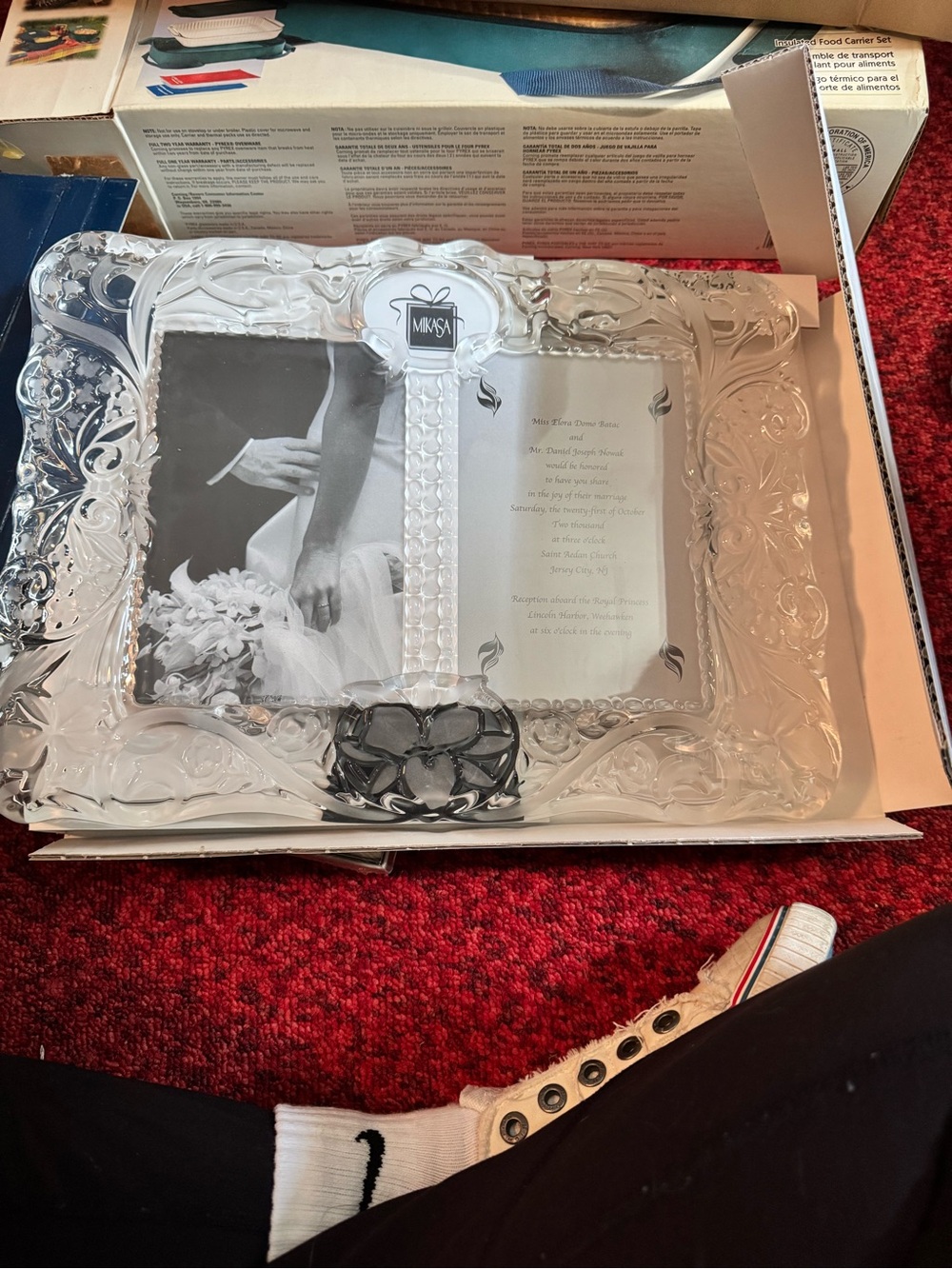 Mikasa Clear Glass Decorative Picture Frame with Embossed Border